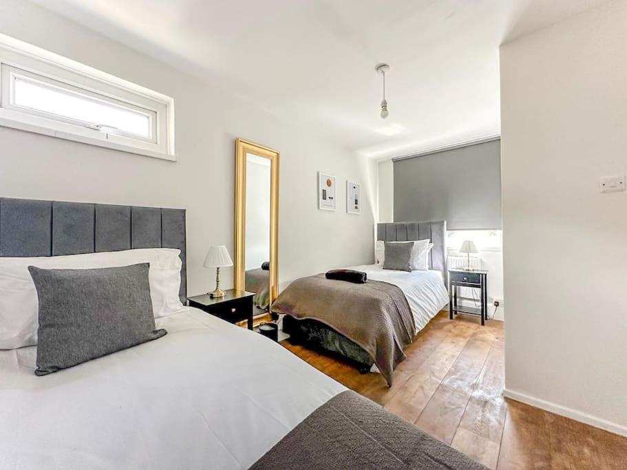New Cosy Luxury 3 Bedroom House In Battersea London Eksteriør billede